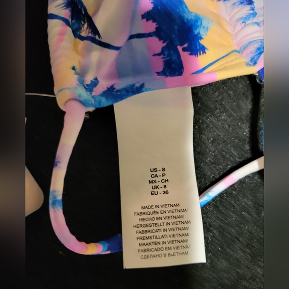 Women's Junior's string bikini top size Small - Picture 8 of 10